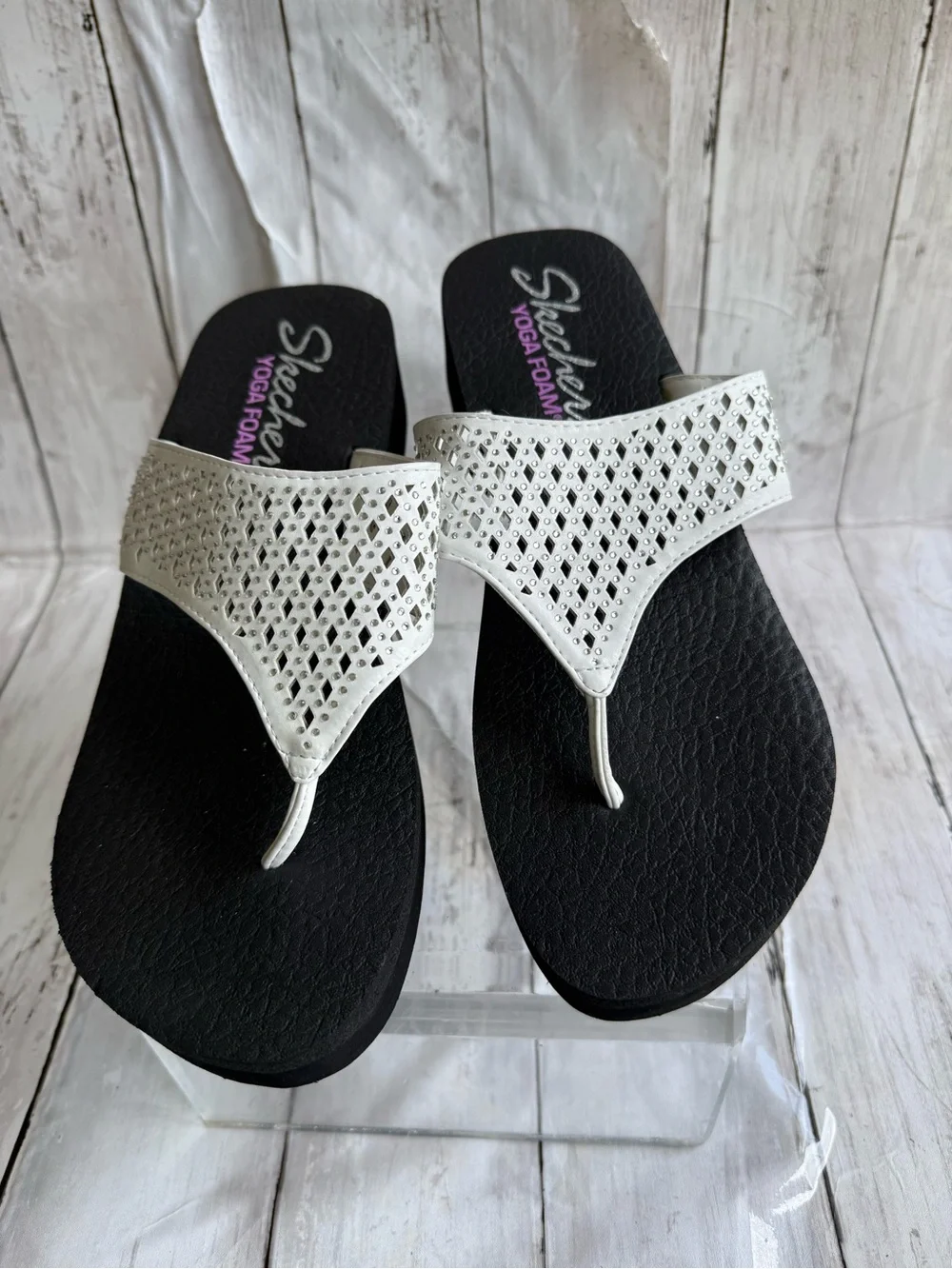 Skechers Yoga Foam Women's Flip-Flop Size 10